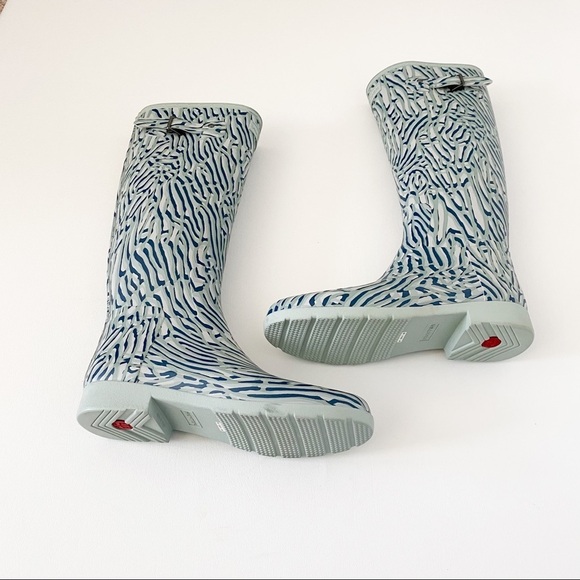 Hunter turquoise printed size 7 rain boots - Picture 3 of 11